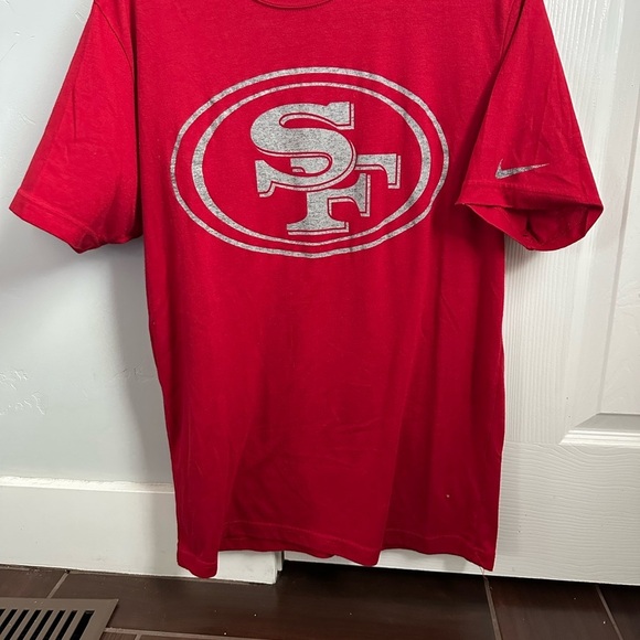 Nike Red SF Logo T-Shirt - Picture 1 of 4